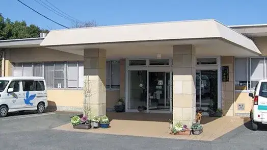 資格を活かして働きませんか。正社員介護スタッフ募集